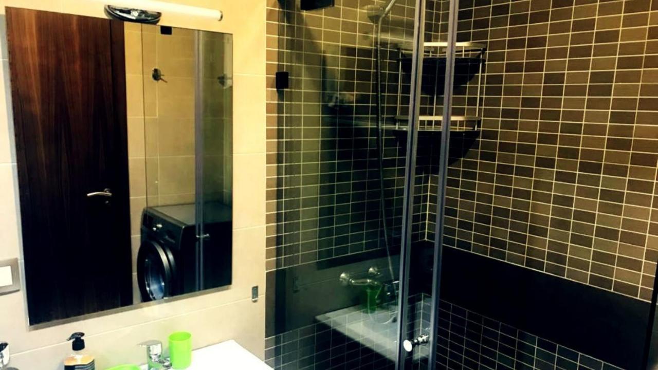 Apartament Bleu Host Asila Zewnętrze zdjęcie