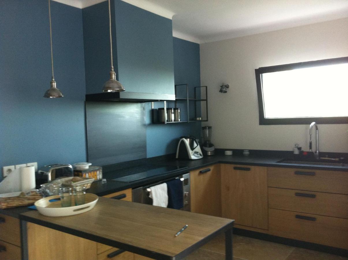 Apartament Bleu Host Asila Zewnętrze zdjęcie