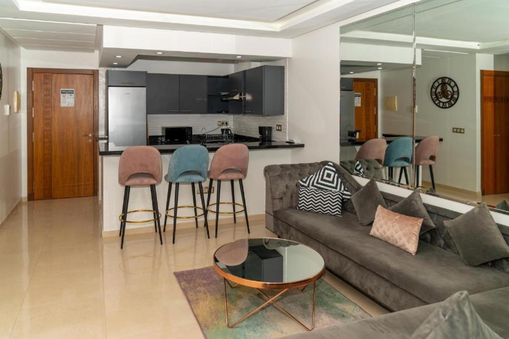Apartament Bleu Host Asila Zewnętrze zdjęcie