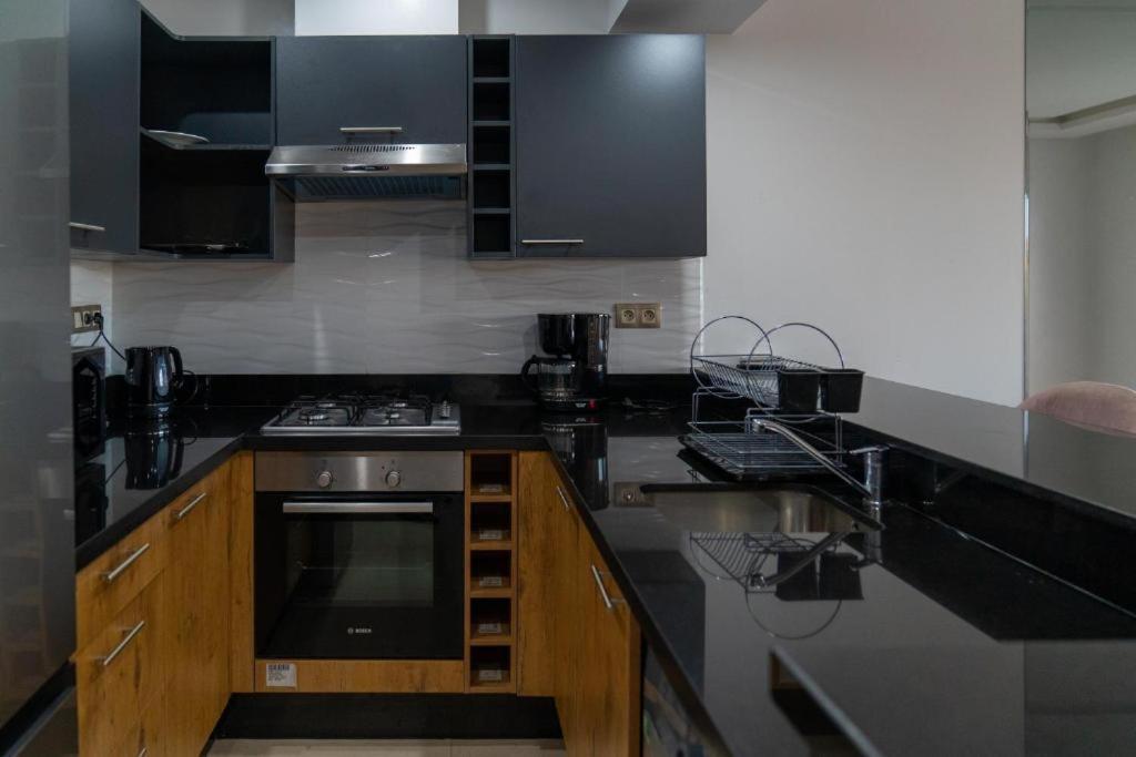 Apartament Bleu Host Asila Zewnętrze zdjęcie